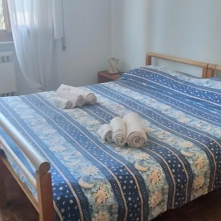 La Casa Nei Pini Bed & Breakfast Viareggio